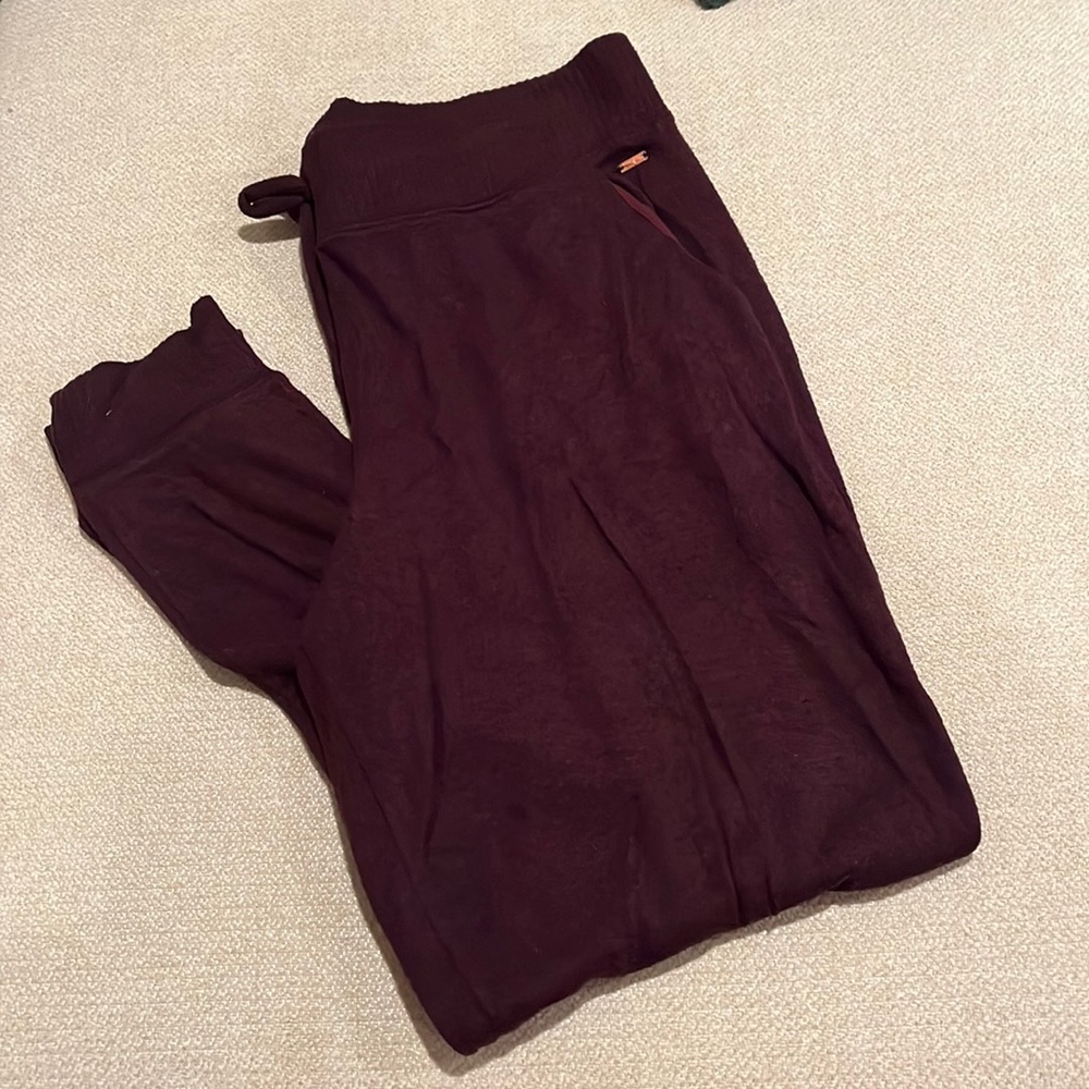 VS Pink lounge soft cozy tapered relax fit joggers drawstring pockets medium red